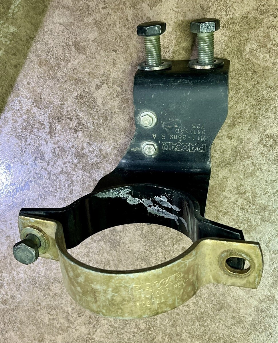 Paccar Exhaust Bracket With Clamp M11-2889 / M16-1047 *Ready