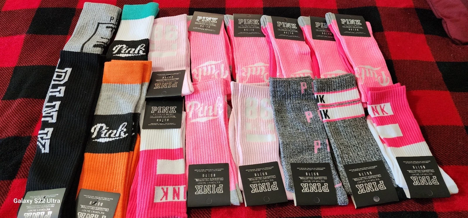 Victoria Secret Pink crew Socks LOVE PINK NWOT OS 5 pairs
Opens in a new window or tab