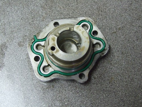 Ducati ST3 cylinder head camshaft cam shaft end cover bearing holder #1 - Picture 2 of 2