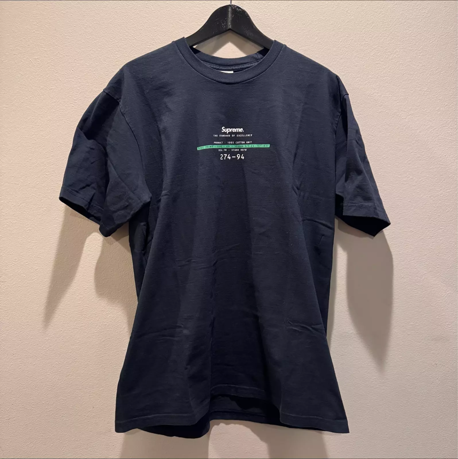 SUPREME   T shirt / Standard of Excellence   Couleur. Marine   Taille. Large