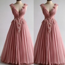 Vintage Pink V Neck Wedding Dresses Sleevesless Lace Appliques Bridal Gowns