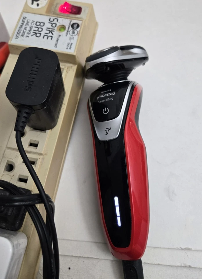 Philips Norelco Rotary Electric Shaver S5390 Wet Dry Rechargeable - Image 2 of 4