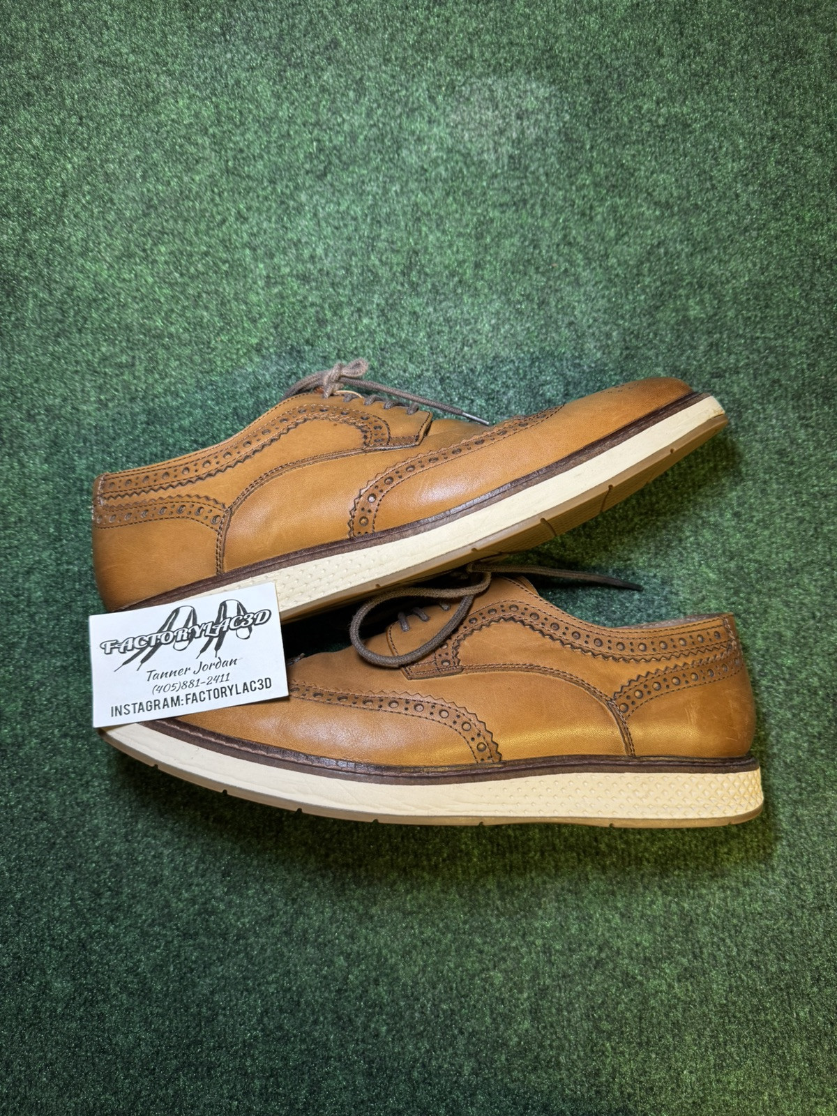 SAOLA Vince Camuto Elya pelle cognac marrone brogue punta alare Oxford stringata uomo 10 5