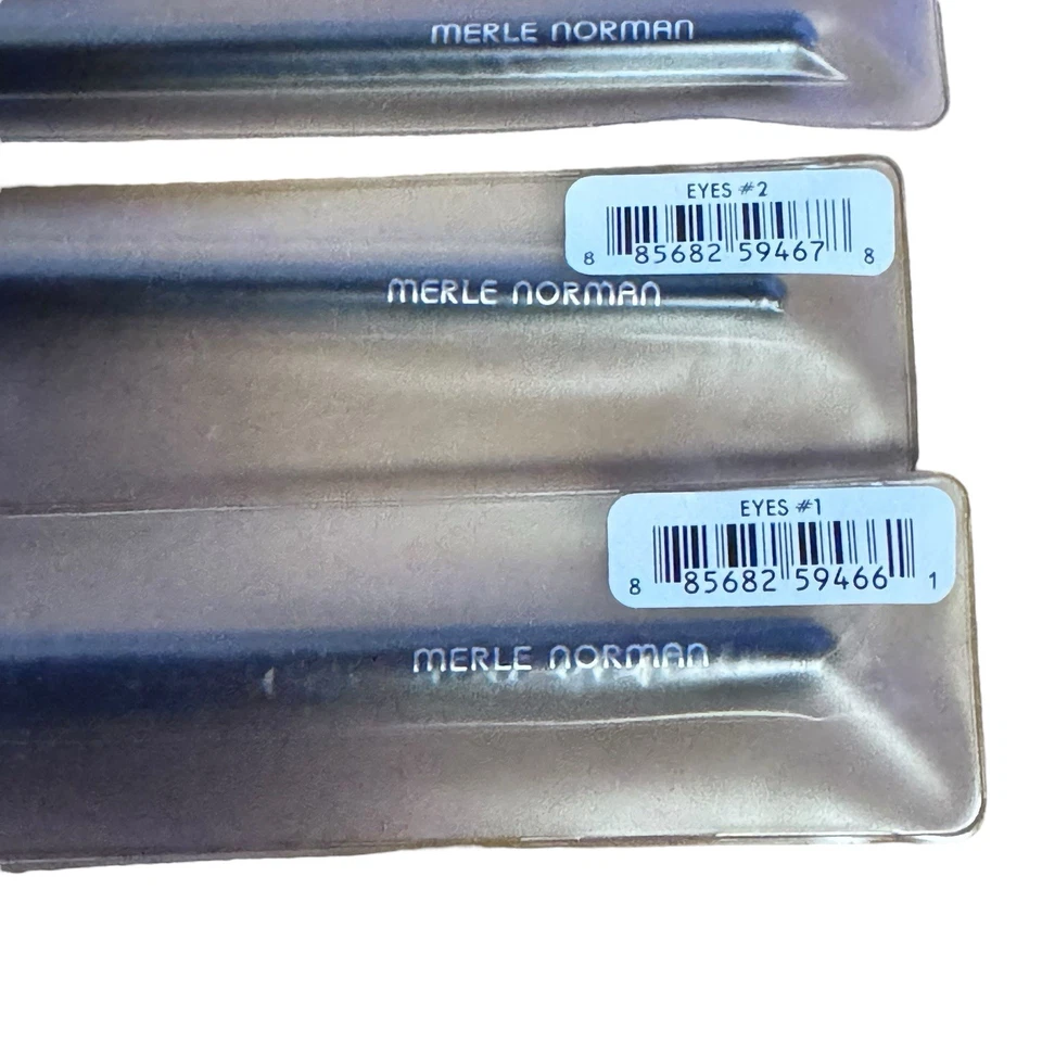 Pinceles cosméticos Merle Norman ojos #1, #2, #3 y aplicación de maquillaje de labios nuevos Foto 2 de 3