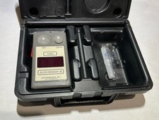 Intoximeters Alco-Sensor lll Breathalyzer With Case