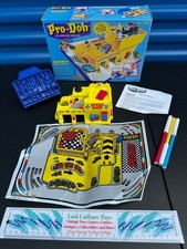Kit de aventura Play-Doh Pro-Doh Raceway 1995 de colección fabricante de automóviles garaje
