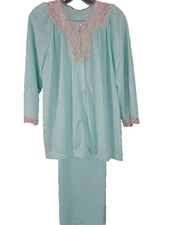 Vintage New Kayser Mint Green Nylon Lace Pajamas Size 36 NWT