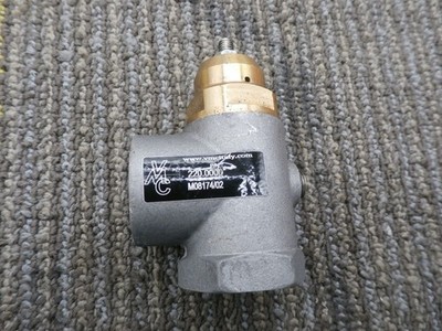New VMC Italy 1/2'' G10 Minimum Pressure Valve 220.0000, M08174/02