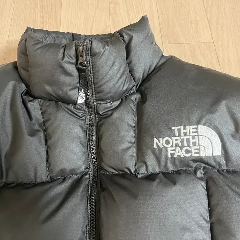 The North Face Loze Down Padding Jacket - Oversea… - image 3