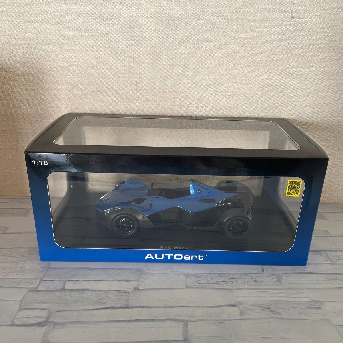 Autoart Auto Art Minicar BAC Mono 1:18