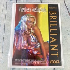 Sexy Dama Brillante Vodka 2002 Vintage Impreso Anuncio/Póster Promo Arte Revista Página