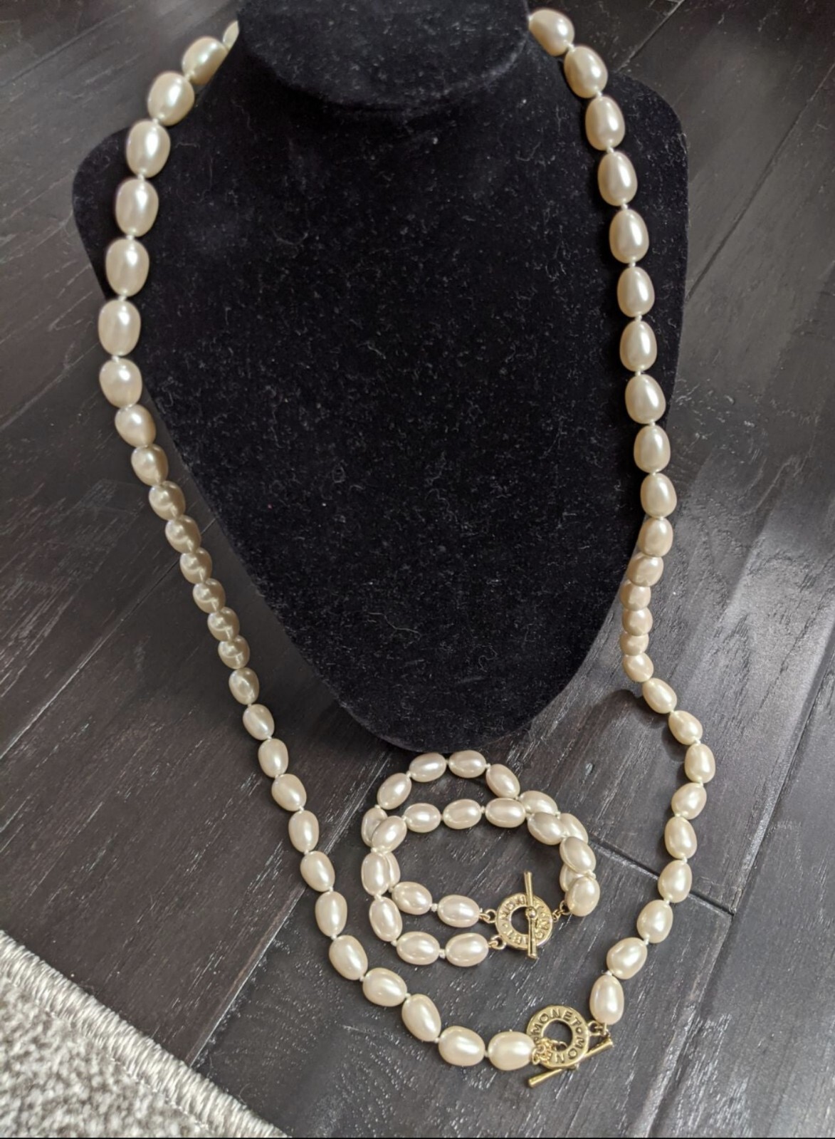 RARE Vintage Pearls Golden Tone Set 150 Gem