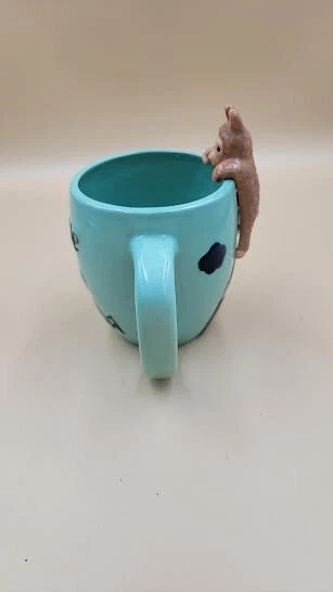 222 QUINTA TAZA DE CERÁMICA CON BABY LAMA ASOMÁNDOSE POR ENCIMA DEL BORDE MT/NUBE PINTADA Y 3D Foto 4 de 4