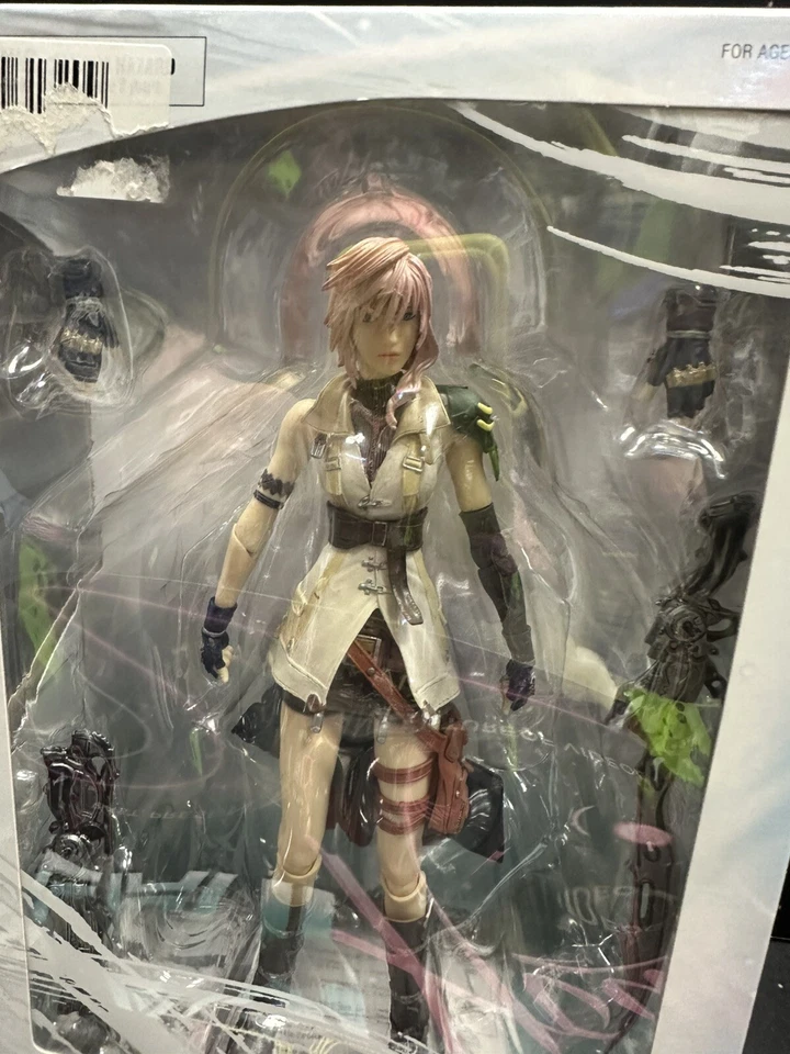 LIGHTNING PLAY ARTS KAI FINAL FANTASY XIII ACTION FIGURE NEW SQUARE ENIX - Immagine 2 di 4