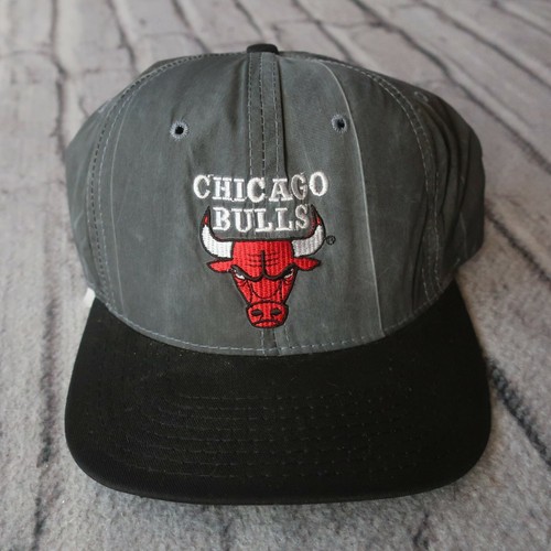 Vintage 90s Chicago Bulls Snapback Hat 