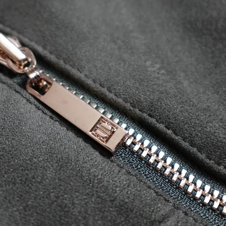 Ivanka Trump Skirt Women's Size 14 Olive Green Faux Suede Zip Pockets - Image 4 of 4