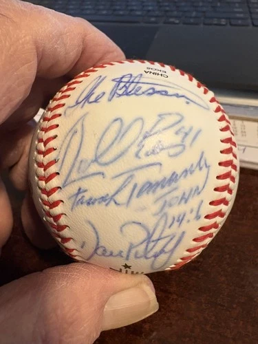 Detroit Tigers Autographed Baseball Lolich Evans Hiller++++ See Decription Nice!