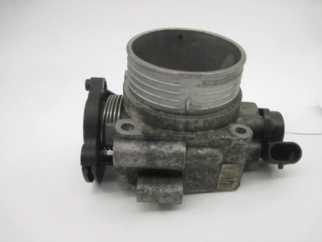 THROTTLE BODY Volvo S40 V40 2000 00 2001 01 02 03 04 591857 - Image 2 of 4