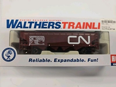 Walthers 931-1424 HO Canadian National Offset Hopper #109493 - Ready to Run 