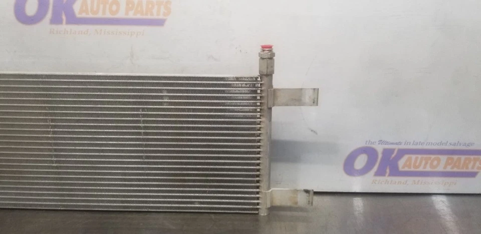 17 道奇 RAM 3500 6.7L 升 自动变速器 油冷却器组件 — 第 3/4 张图片