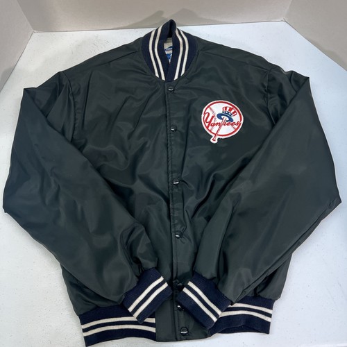 Veste légère vintage années 1990 Pyramid MLB Yankees SpellOut taille moyenne - Photo 1 sur 13