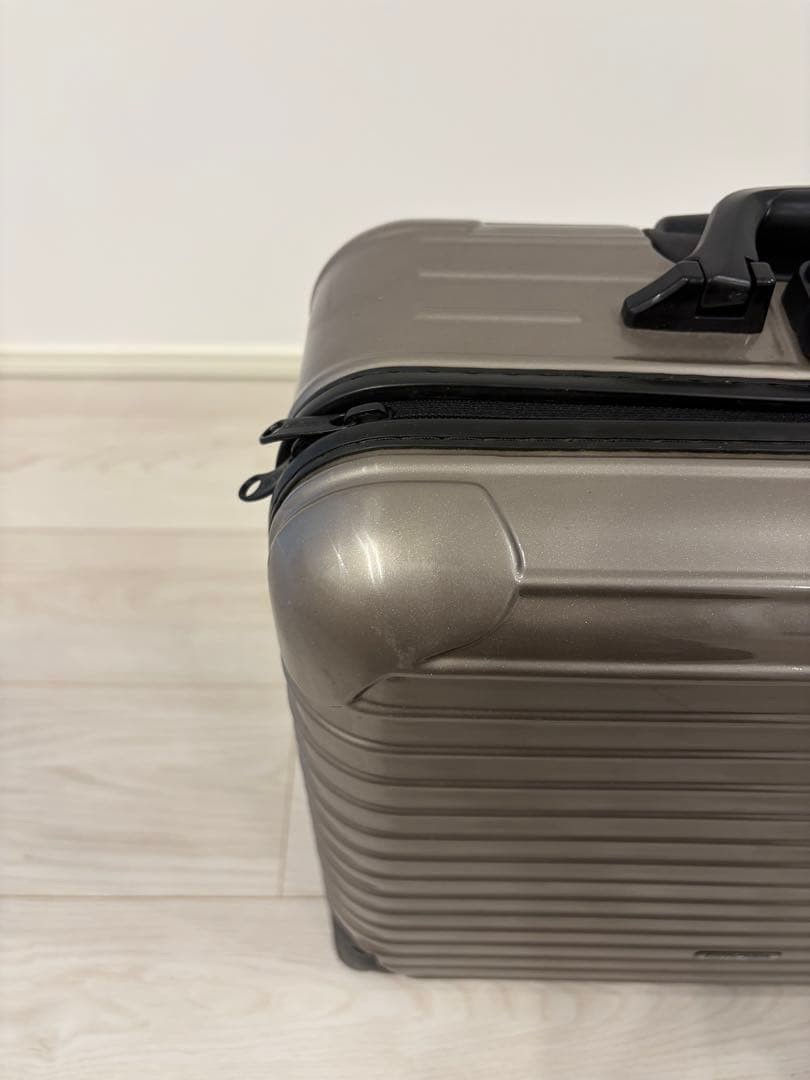 Rimowa Salsa Business Trolley 23L Prosecco 2-wheels Carry Case