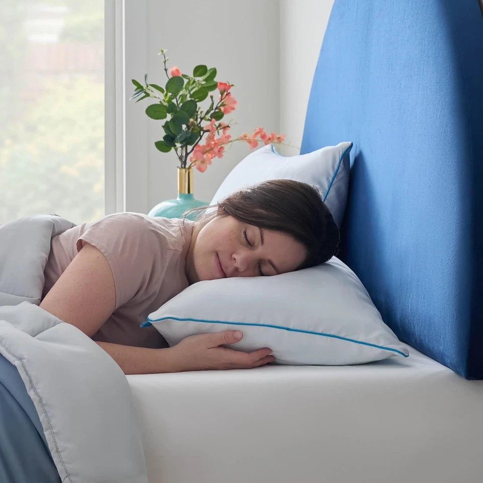 Pacote com dois travesseiros de espuma de memória em gel desfiado, tamanho padrão – travesseiro de cama de resfriamento? - Imagem 2 de 4