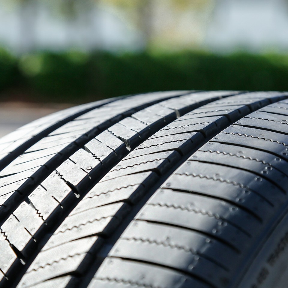 Milestar Interceptor AS810 UHP 245/35ZR18 92Y XL Passenger Tire