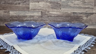 2- VTG 1930 Hazel Atlas Royal Lace Cobalt Blue Ruffled Edge Taper Candle Holders