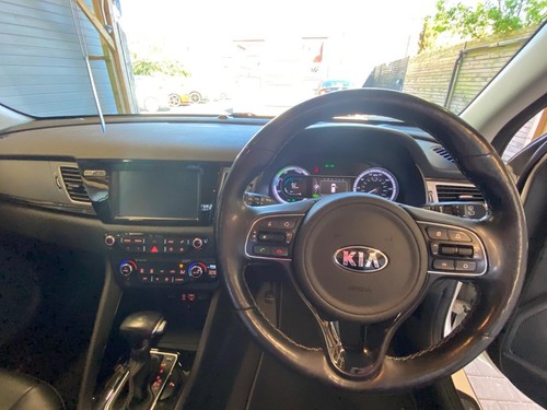 KIA NIRO 1.6 h GDi 3 2017 - Picture 18 of 20