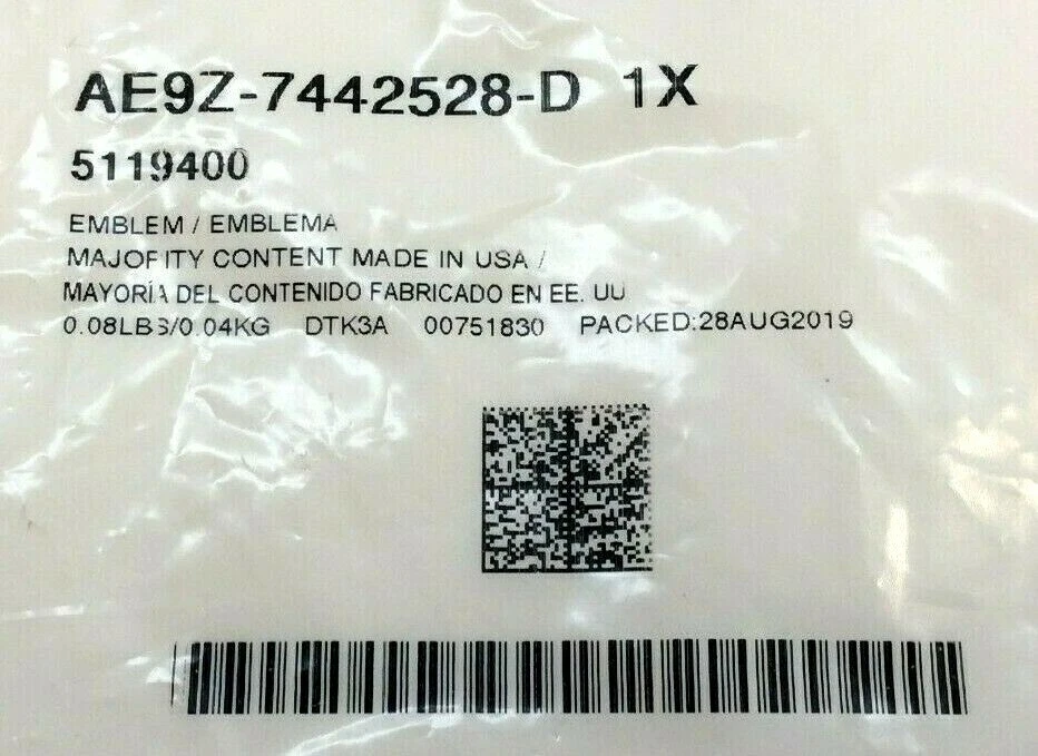 2010-2019 Lincoln MKT rear luggage compartment chrome black Star Logo Emblem OEM - Image 4 of 4