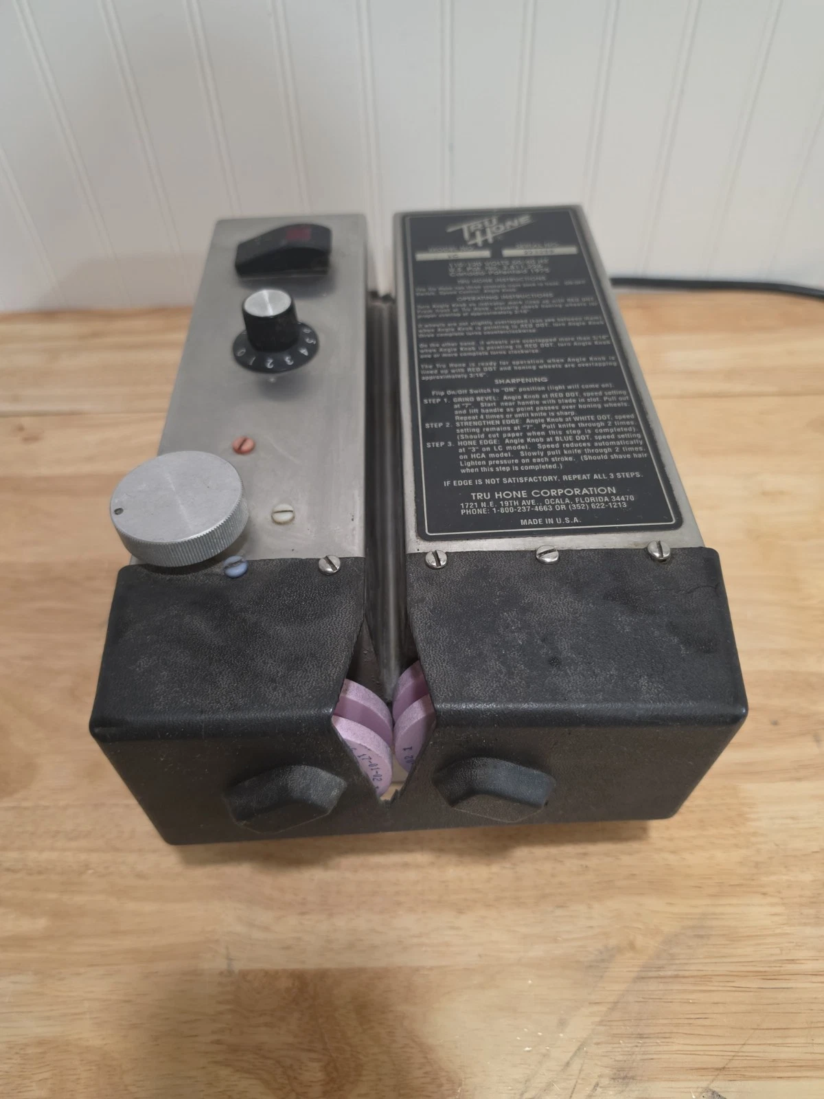 Tru Hone Commercial Industrial Three Step Knife Sharpener Model LC-90