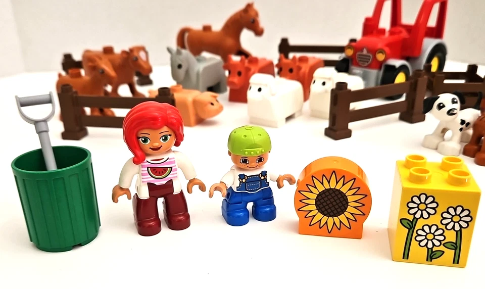 Lego DUPLO Granja Juego Pack - 24 Piezas Animales Gente Cerca Pala Cerdo Cabra Vaca Caballos Foto 2 de 4