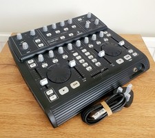 Behringer BCD3000 DJ CONTROLLER