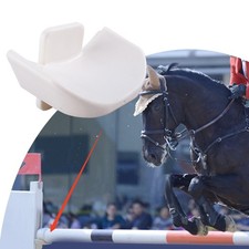 Pferdesport Springbecherhalter und funktional für Pferdesprungtraining