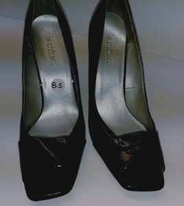 le chateau high heels