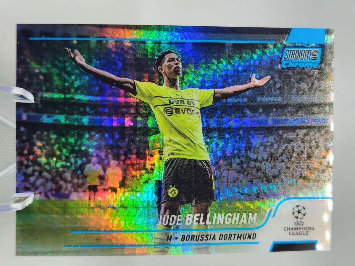 21-22 Topps Stadium Club Chrome #22 Jude Bellingham Blue Prizm