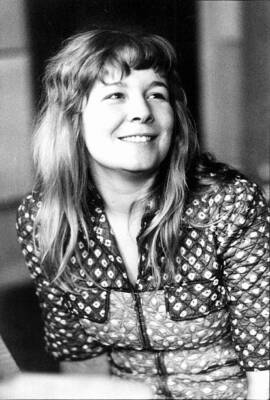 British Singer-Songwriter Sandy Denny In 1975 MUSIC OLD PHOTO