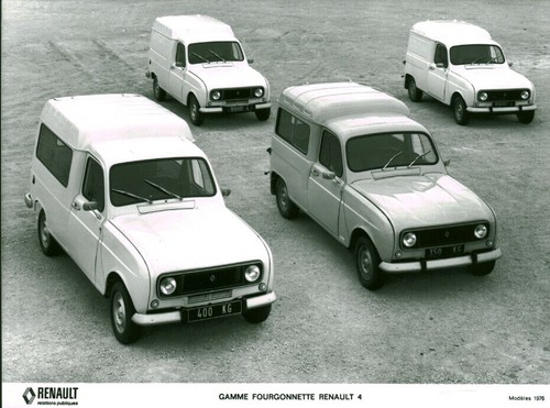 Photo De Presse Ancienne Fourgonnette Renault 4 Voiture Automobile Modele 1976 Ebay