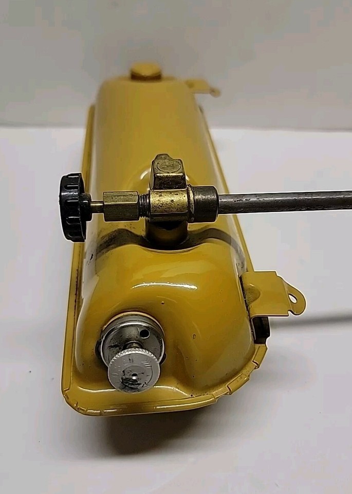 Vintage Coleman 425E Gold Bond Camp Stove with Box Date 572 Lighty