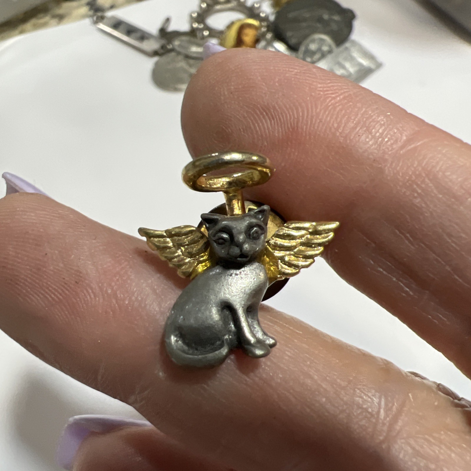 VTG Cat Angel Kitten Halo Wings Pewter Gold Tone Enamel Pin Animal Jewelry Camco