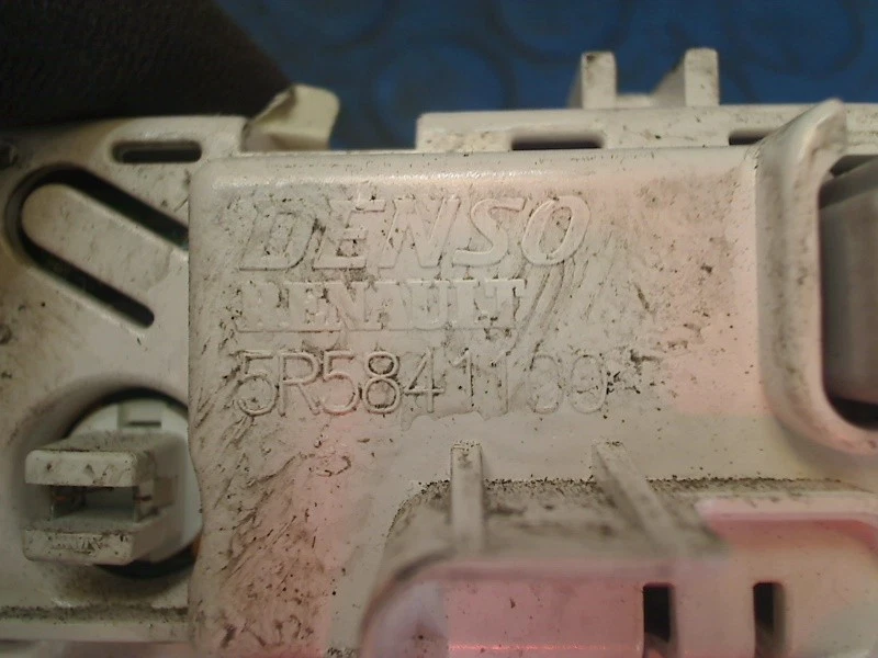 MANEJO AIRE ACONDICIONADO PANEL CONTROL AC RENAULT CLIO IV (5R) 2017 5R5841100 Foto 3 de 4