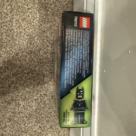 LEGO DC Comics Super Heroes -76010 Batman: The Penguin Face Off - Factory Sealed