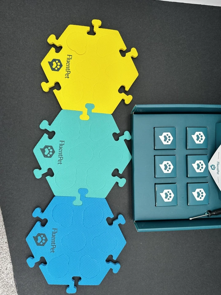 Kit FluentPet Get Started - 6 botones fuertes + 3 azulejos - listo para regalo - habla Foto 2 de 4