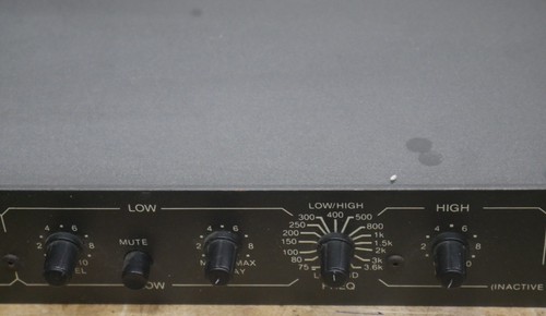 Rane AC22 Active Crossover with Built-In Power Cord USED TESTED - Picture 3 of 12