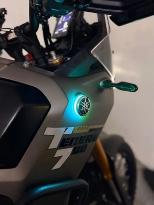 NEUF Kit LED RGB Compatible YAMAHA Ténéré 700 (blanc + Clignotant / Multicolore) - Photo 1/4