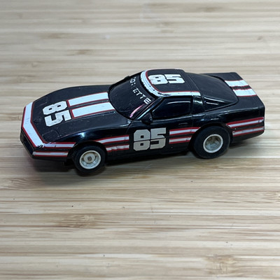 Faller AMS Racing 5678 Corvette with Tyco Motor #85