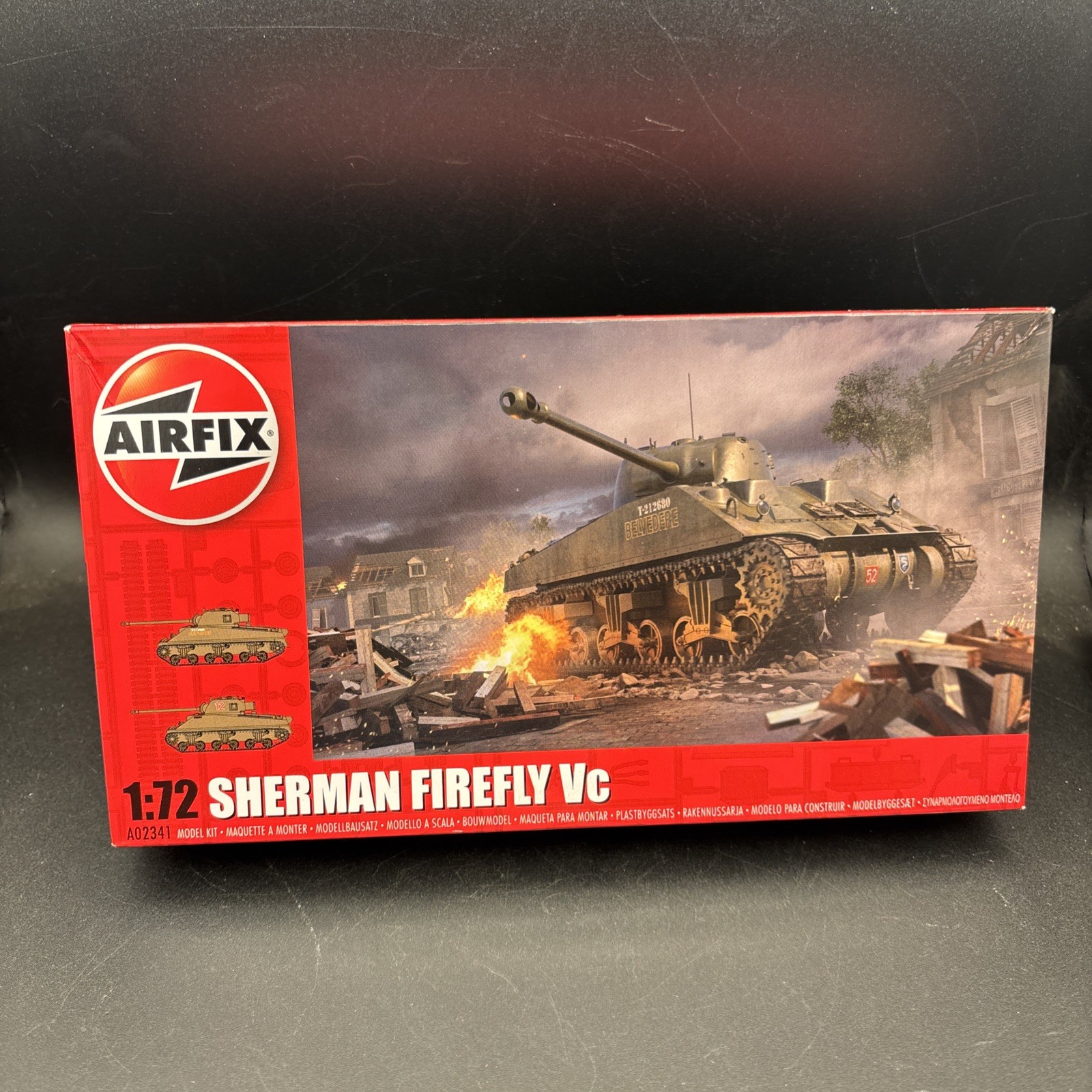 SHERMAN FIREFLY Vc Tank AIRFIX 1:72 A02341 WWII Scale Kit Model Compete