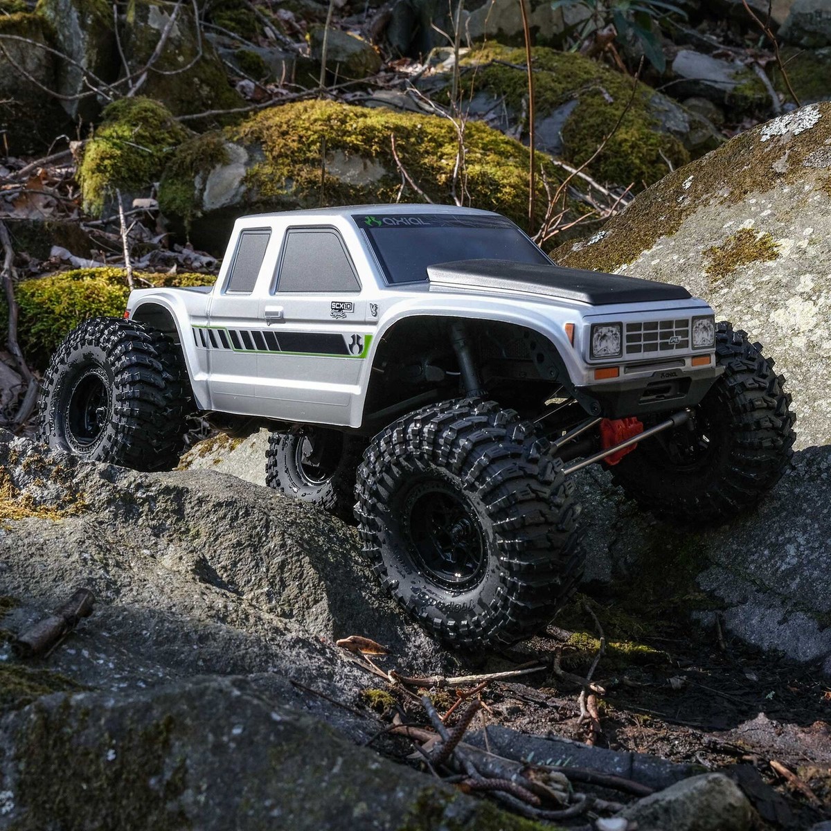 Axial - AXI-2036T1 1/10 SCX10 III Coyote 4X4 RTR Brushed Rock
