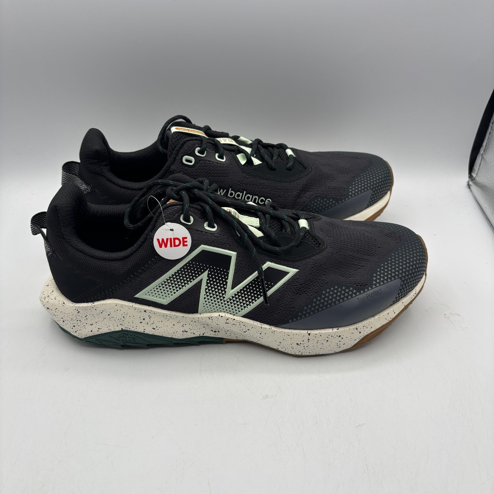 New Balance DynaSoft Nitrel v6 Mens 11 Black Green Extra Wid